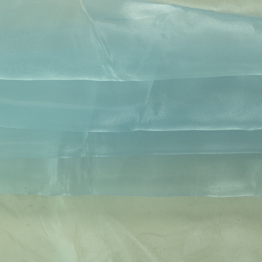 Tecido Organza Cristal Azul Serenity Claro